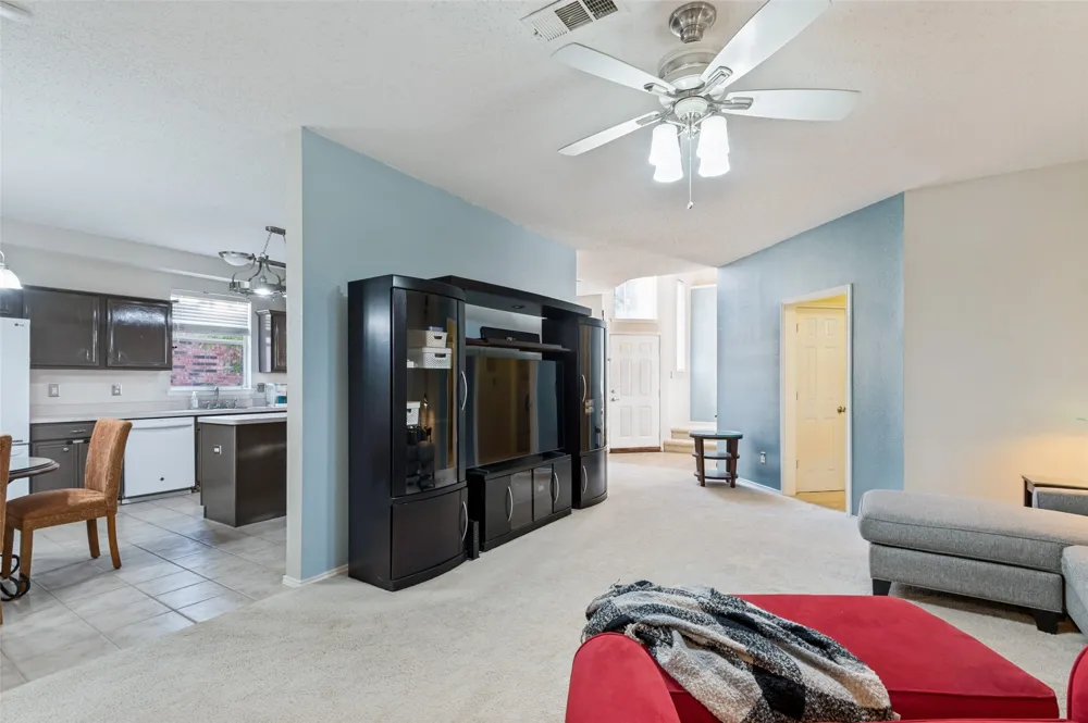2116 Pritchard Drive Grapevine, TX 76051