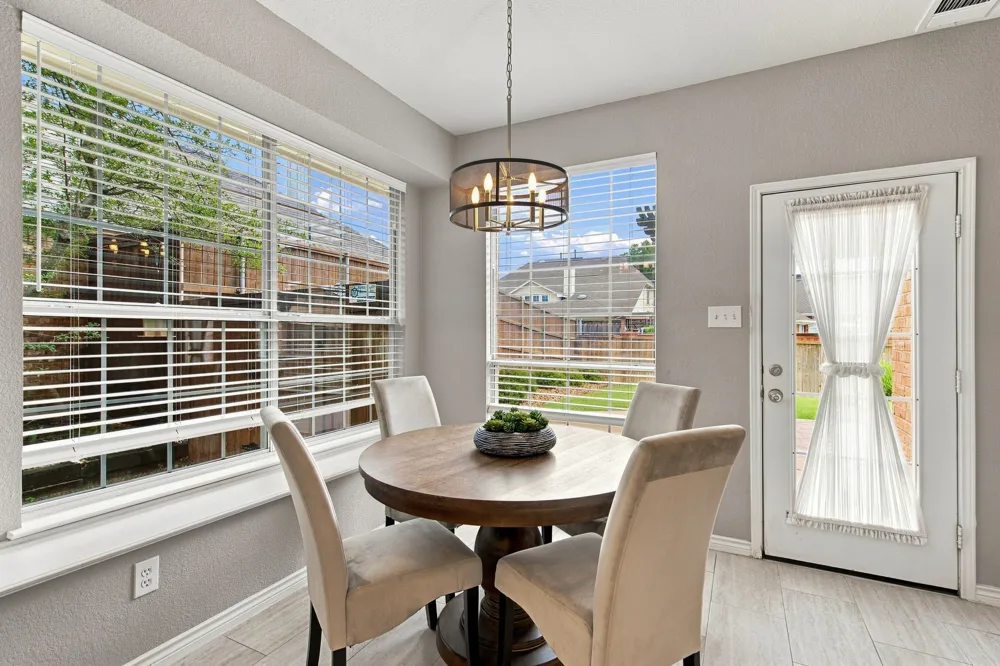 1609 Endicott Drive Plano, TX 75025