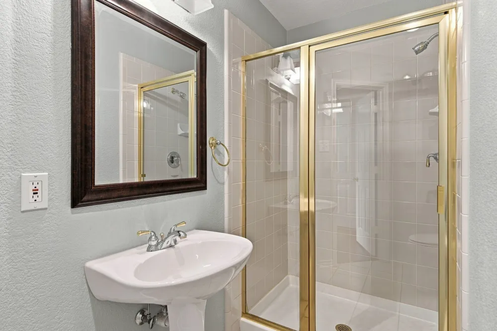 1609 Endicott Drive Plano, TX 75025