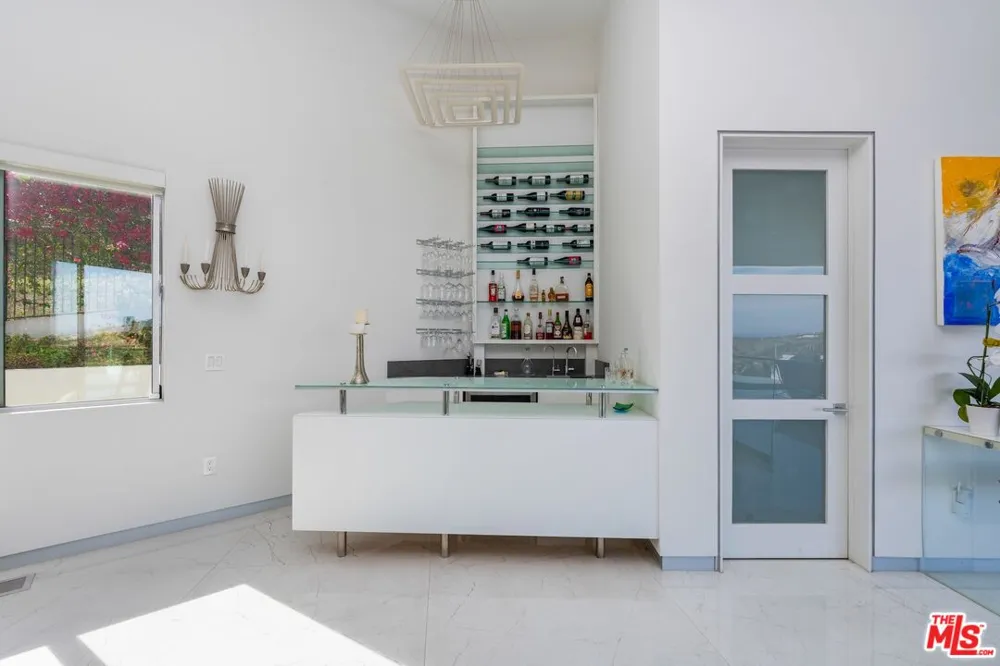 28405 Via Acero Street Malibu, CA 90265