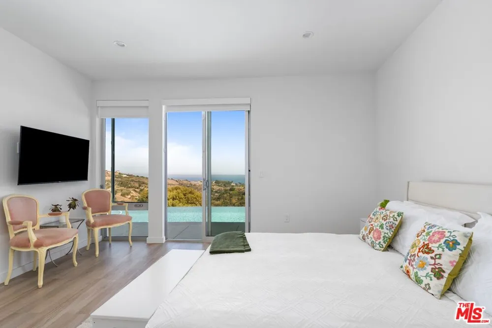 28405 Via Acero Street Malibu, CA 90265