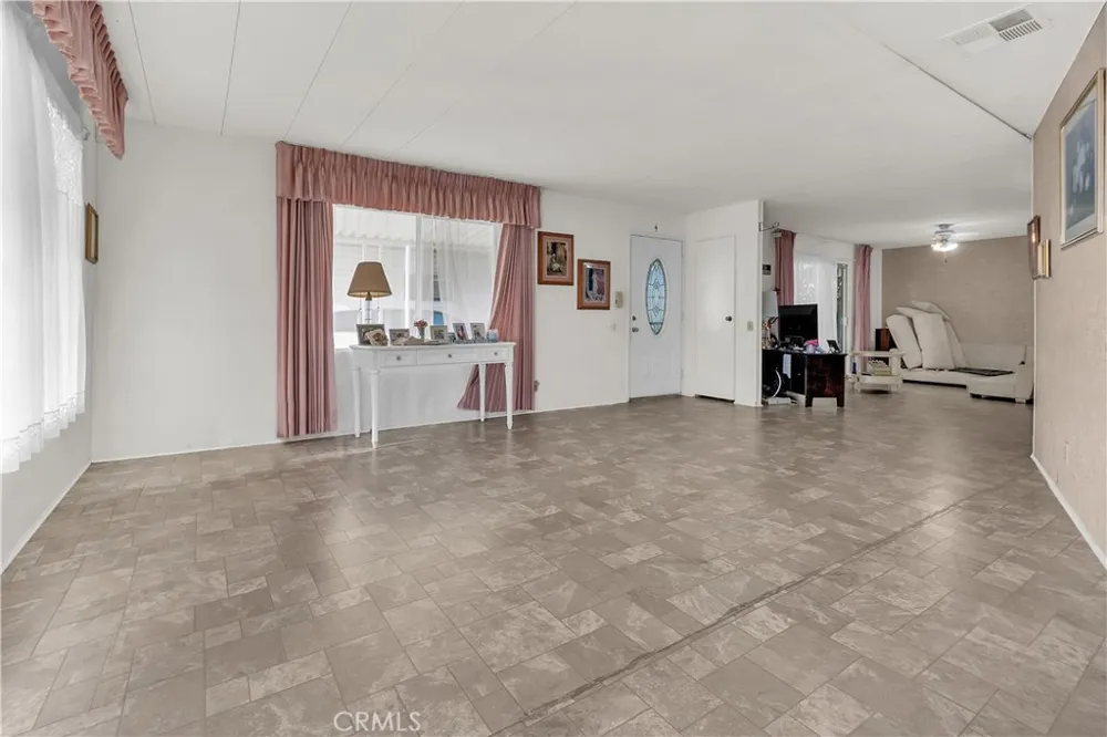 3720 Lake Grove Yorba Linda, CA 92886
