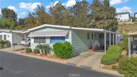 3720 Lake Grove