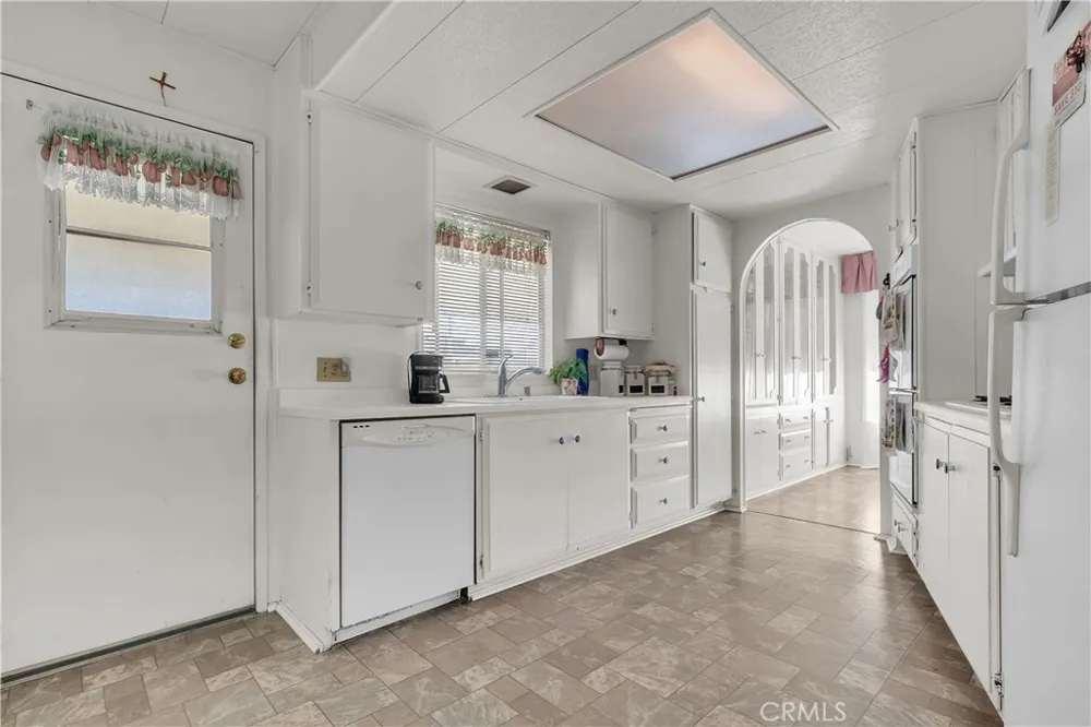 3720 Lake Grove Yorba Linda, CA 92886