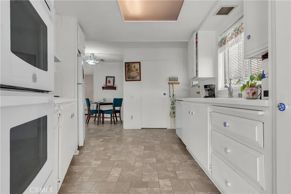 3720 Lake Grove Yorba Linda, CA 92886