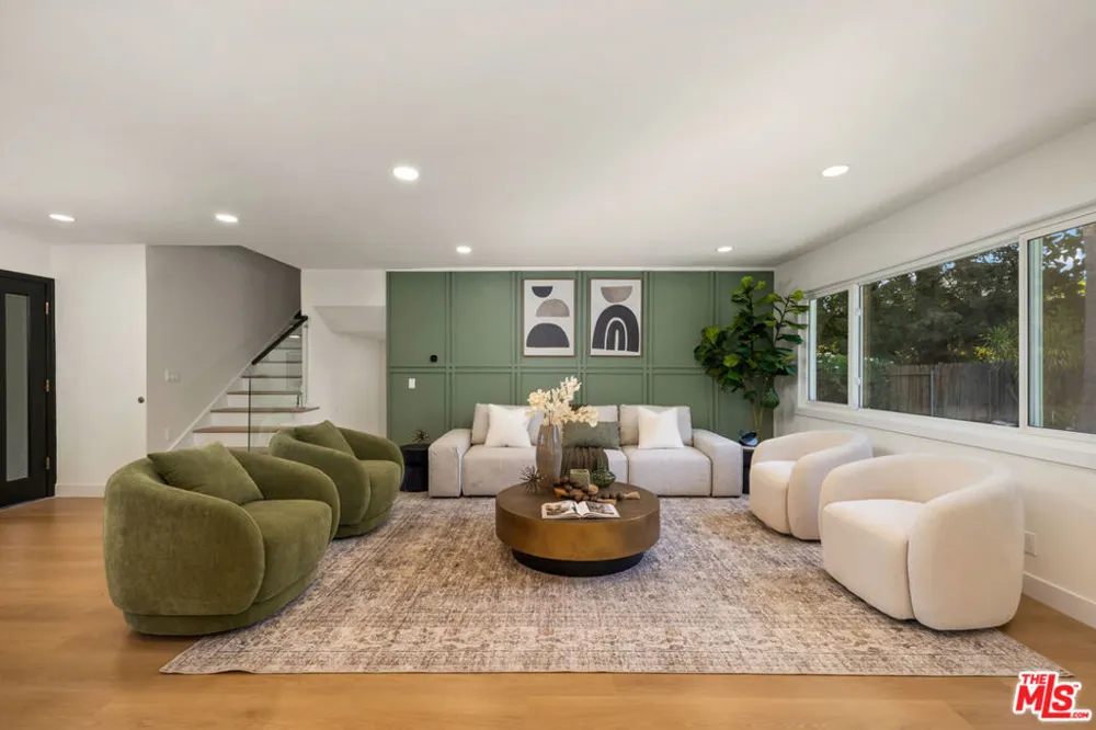 5601 Whitecliff Drive Rancho Palos Verdes, CA 90275