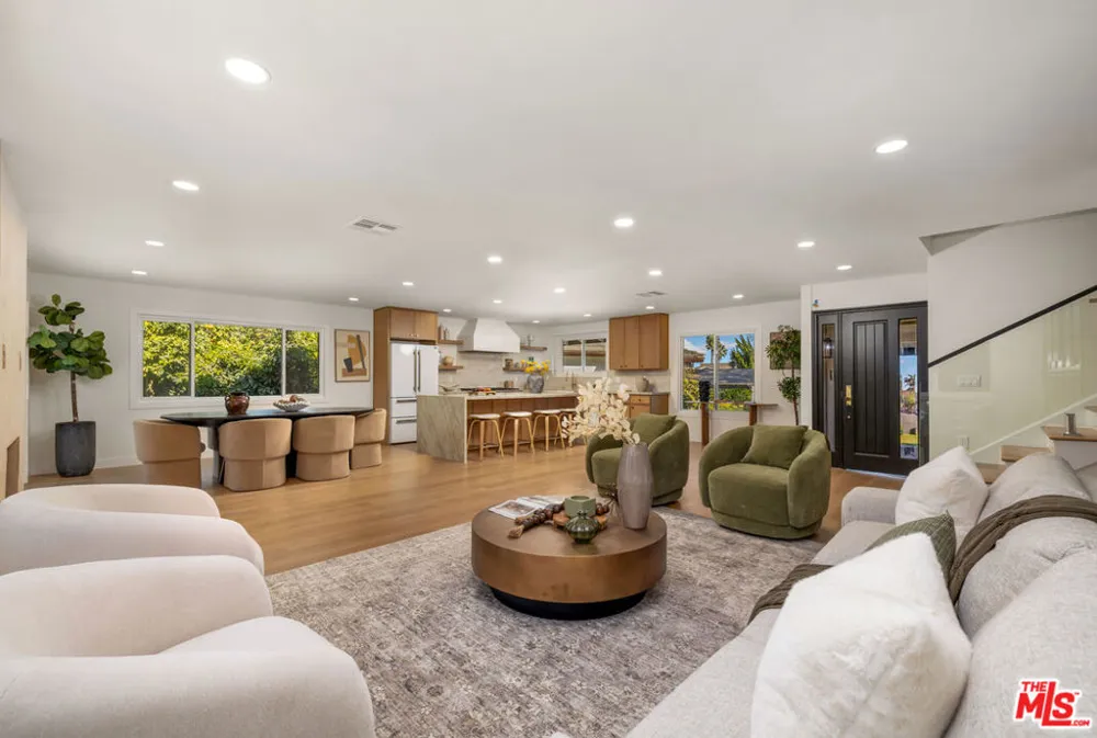 5601 Whitecliff Drive Rancho Palos Verdes, CA 90275