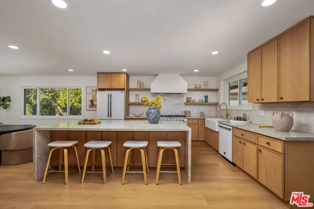 5601 Whitecliff Drive Rancho Palos Verdes, CA 90275