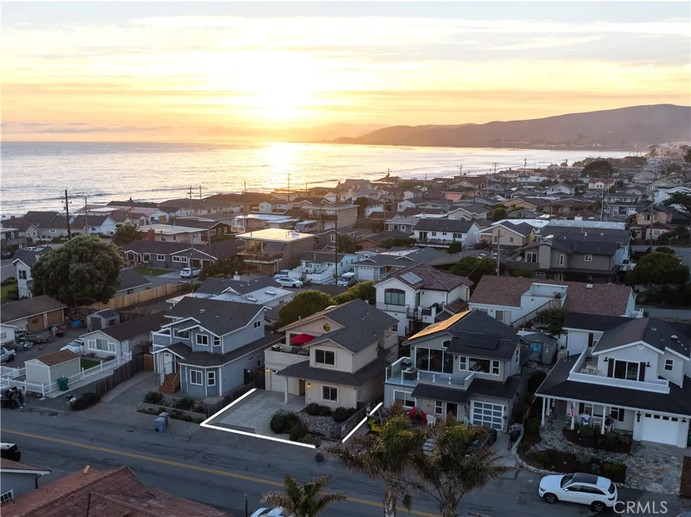 33 23rd Street Cayucos, CA 93430