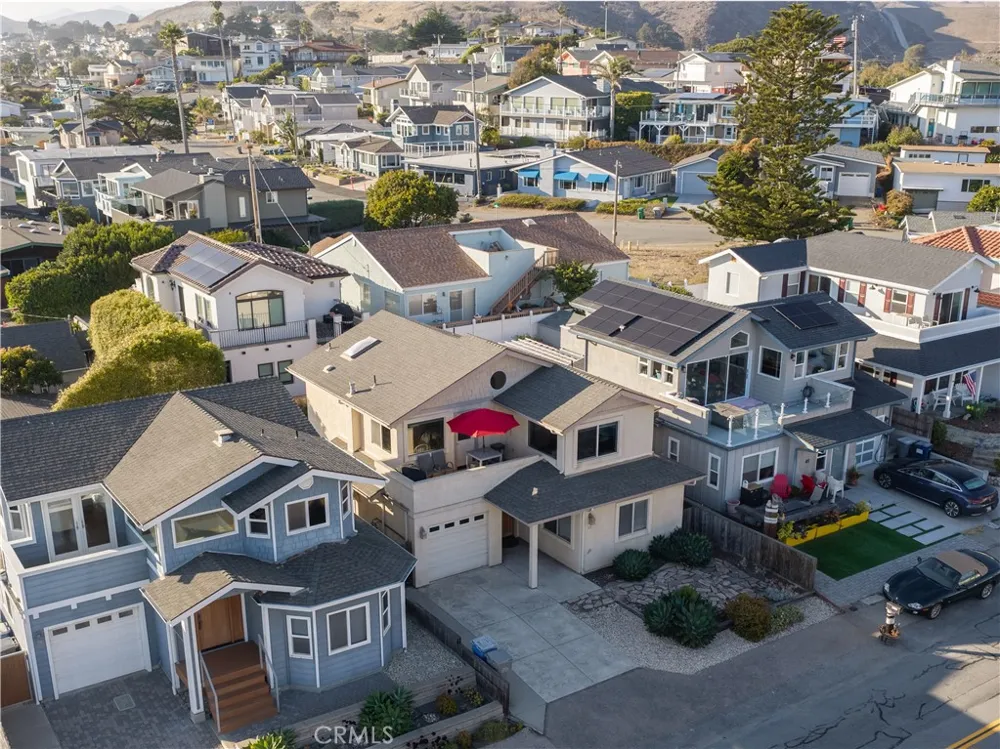 33 23rd Street Cayucos, CA 93430