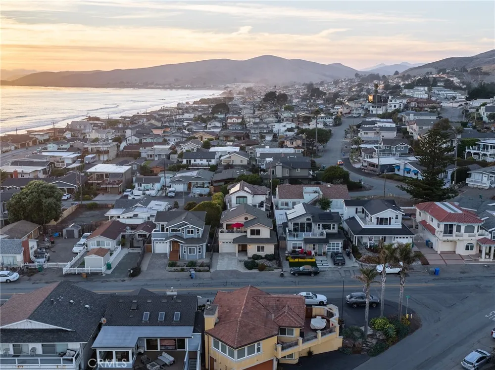 33 23rd Street Cayucos, CA 93430