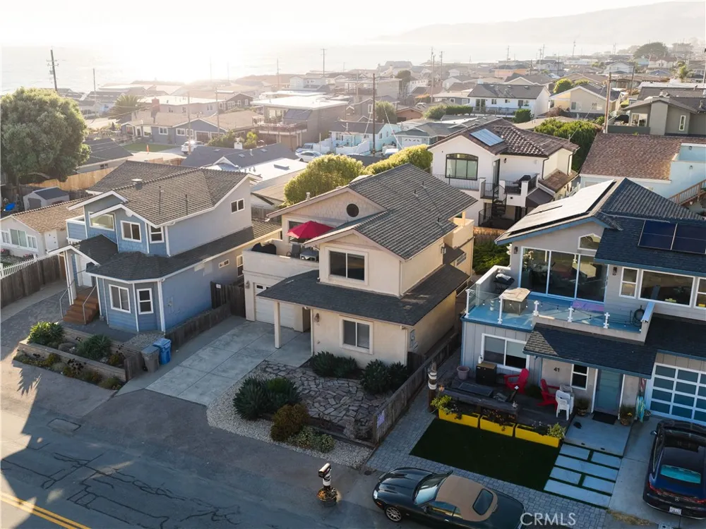 33 23rd Street Cayucos, CA 93430