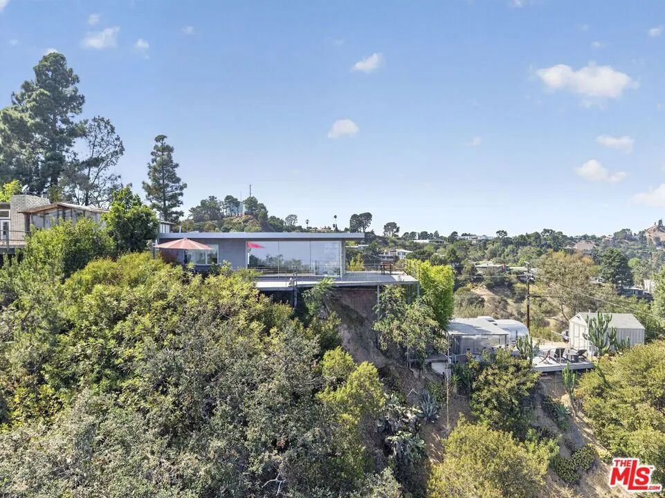9012 Crescent Drive Los Angeles, CA 90046
