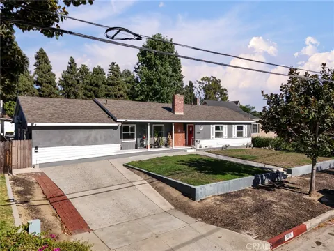 5808 Magnolia Avenue