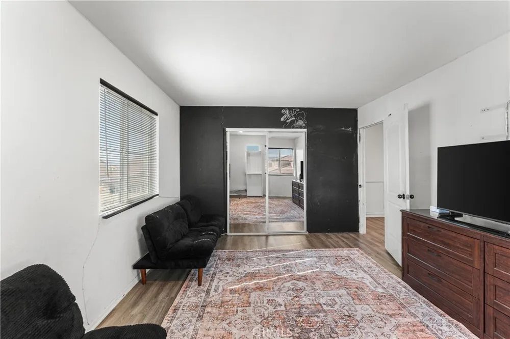 4413 W Avenue J2 Lancaster, CA 93536