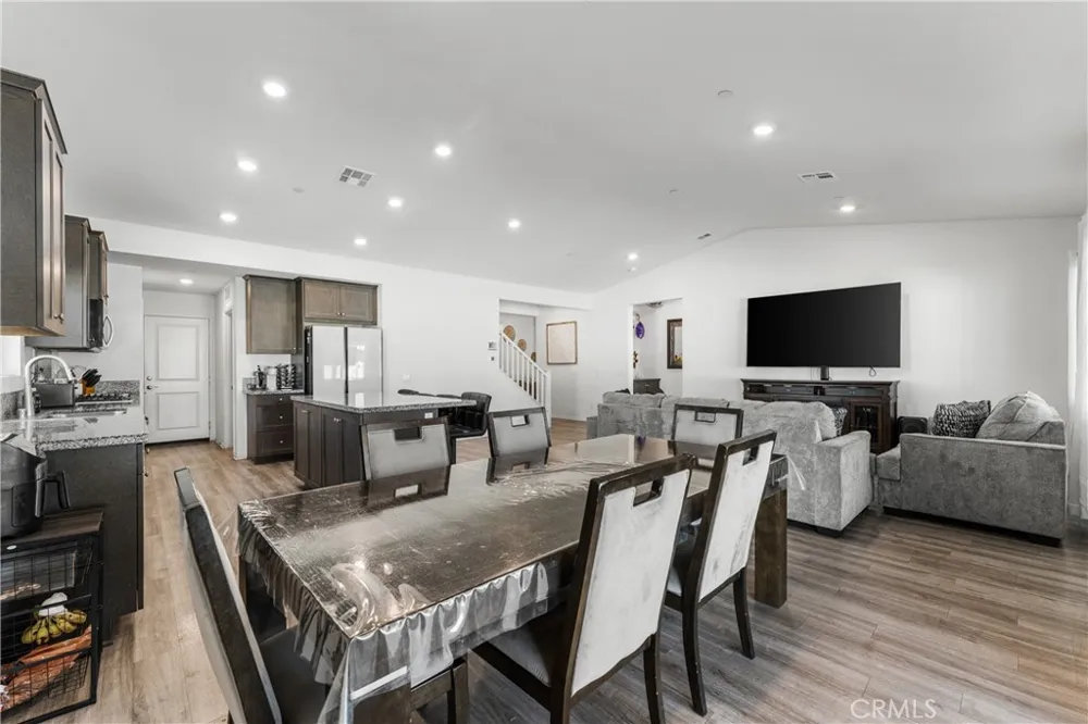 4413 W Avenue J2 Lancaster, CA 93536