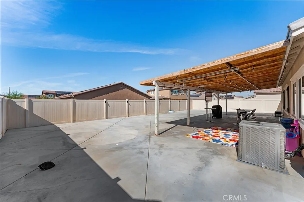 4413 W Avenue J2 Lancaster, CA 93536