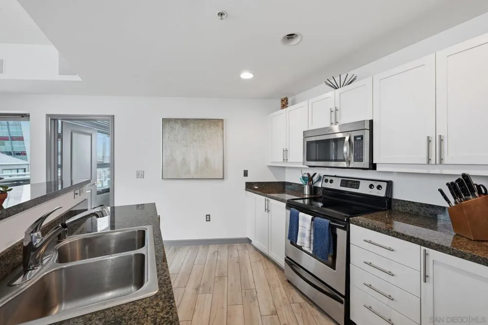 253 10Th #1001 San Diego, CA 92101