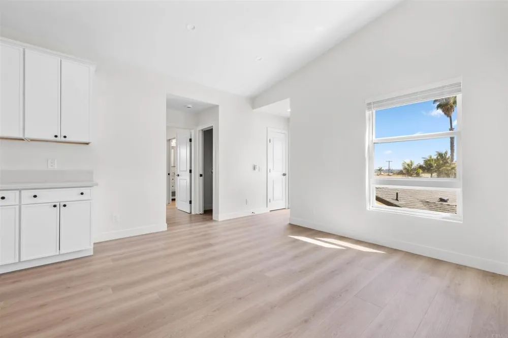 2409 Fleetwood Street San Diego, CA 92111