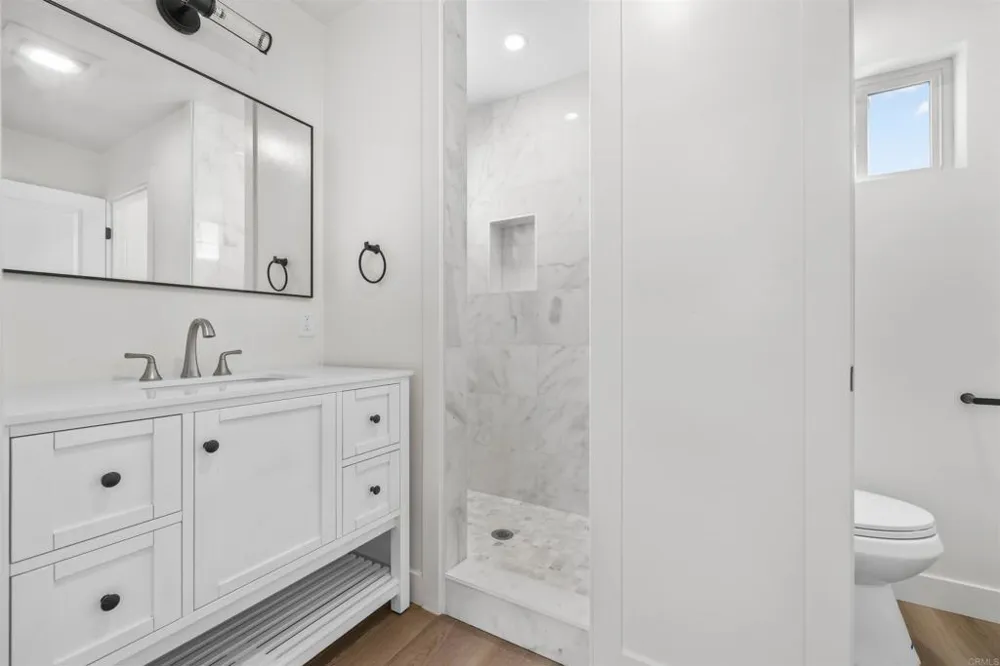 2409 Fleetwood Street San Diego, CA 92111