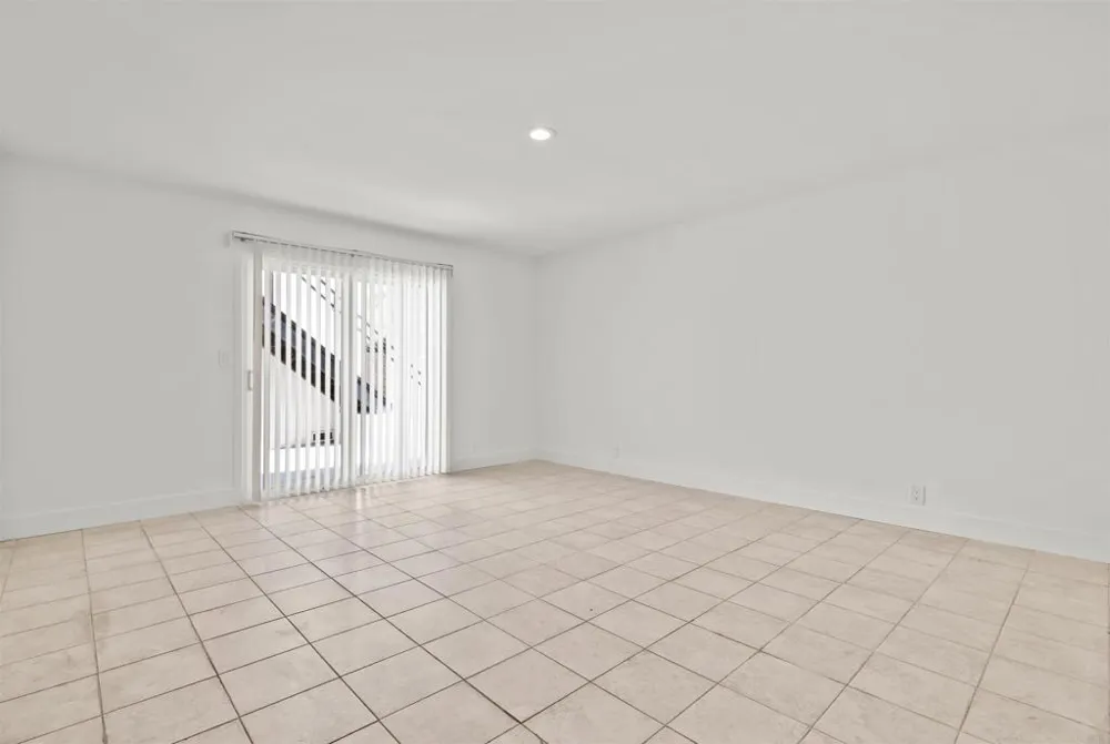 2409 Fleetwood Street San Diego, CA 92111