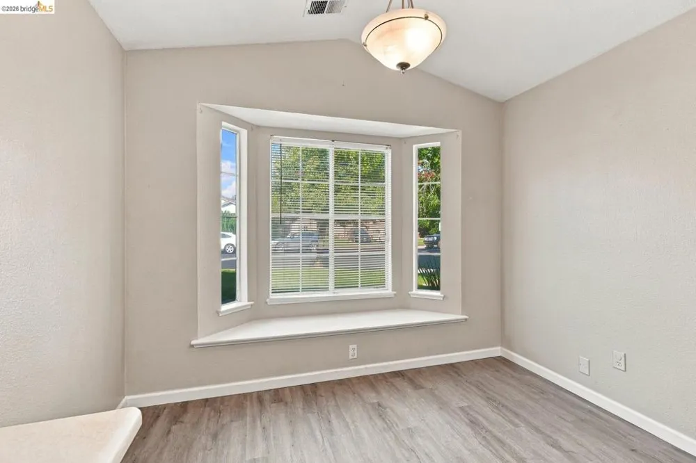 2008 Gordon Verner CIR Stockton, CA 95206