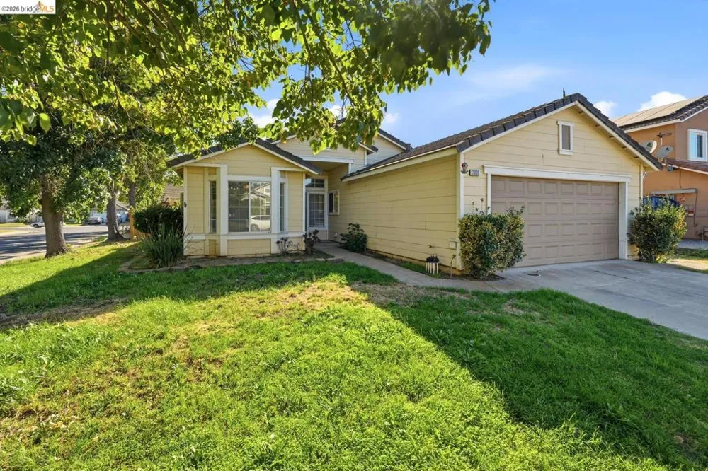 2008 Gordon Verner CIR Stockton, CA 95206