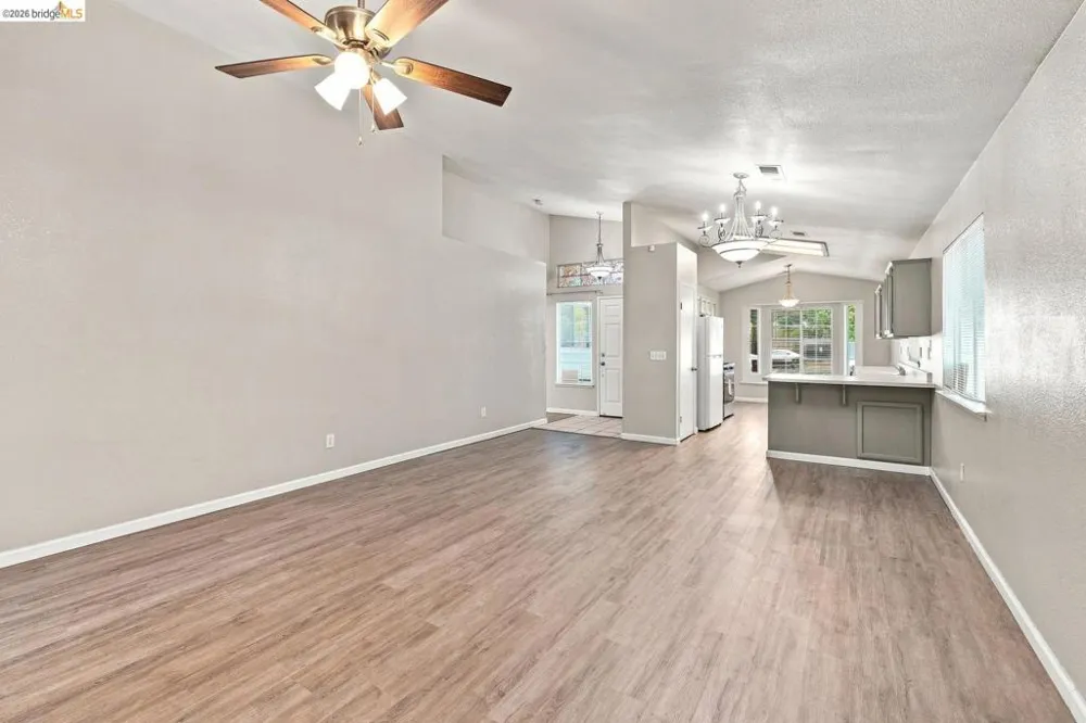 2008 Gordon Verner CIR Stockton, CA 95206