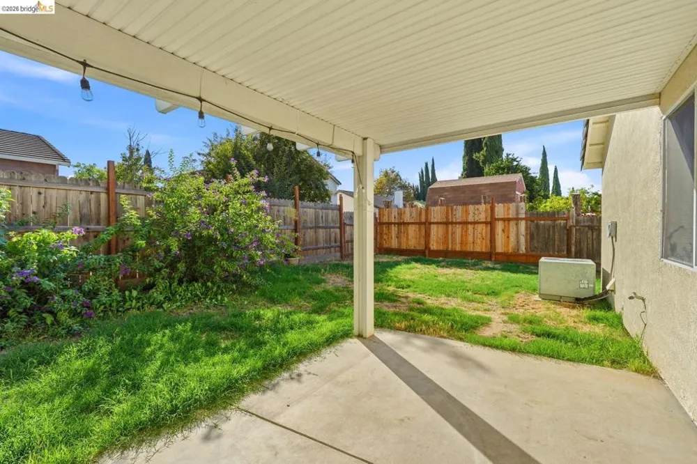 2008 Gordon Verner CIR Stockton, CA 95206