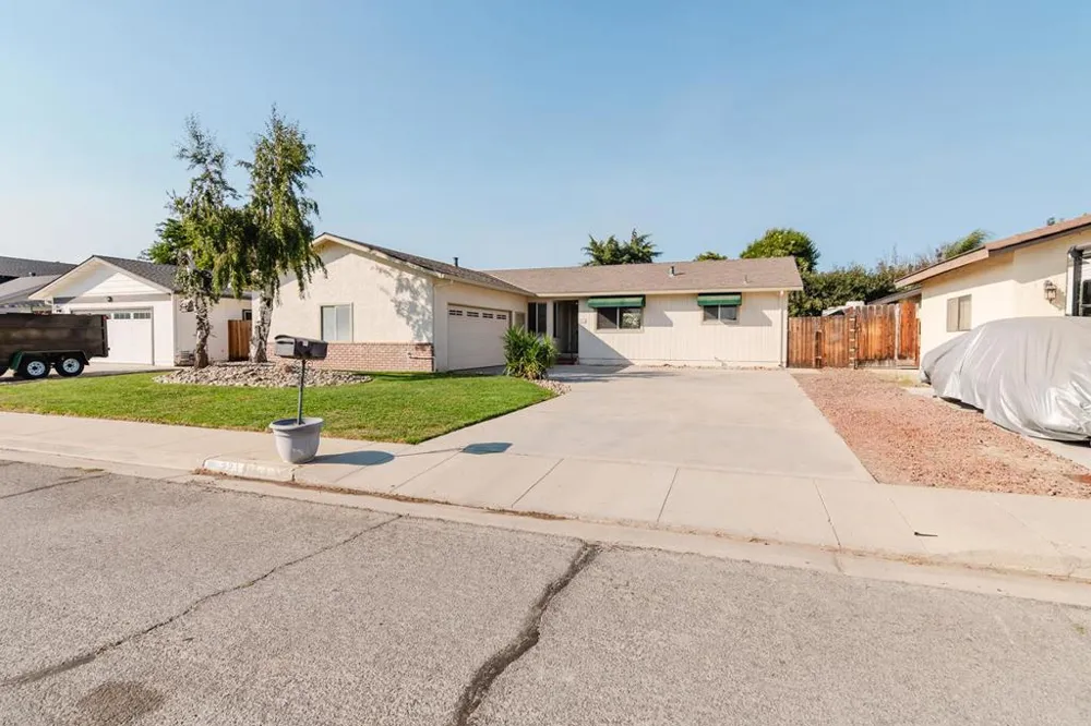 221 Rio Vista Drive King City, CA 93930