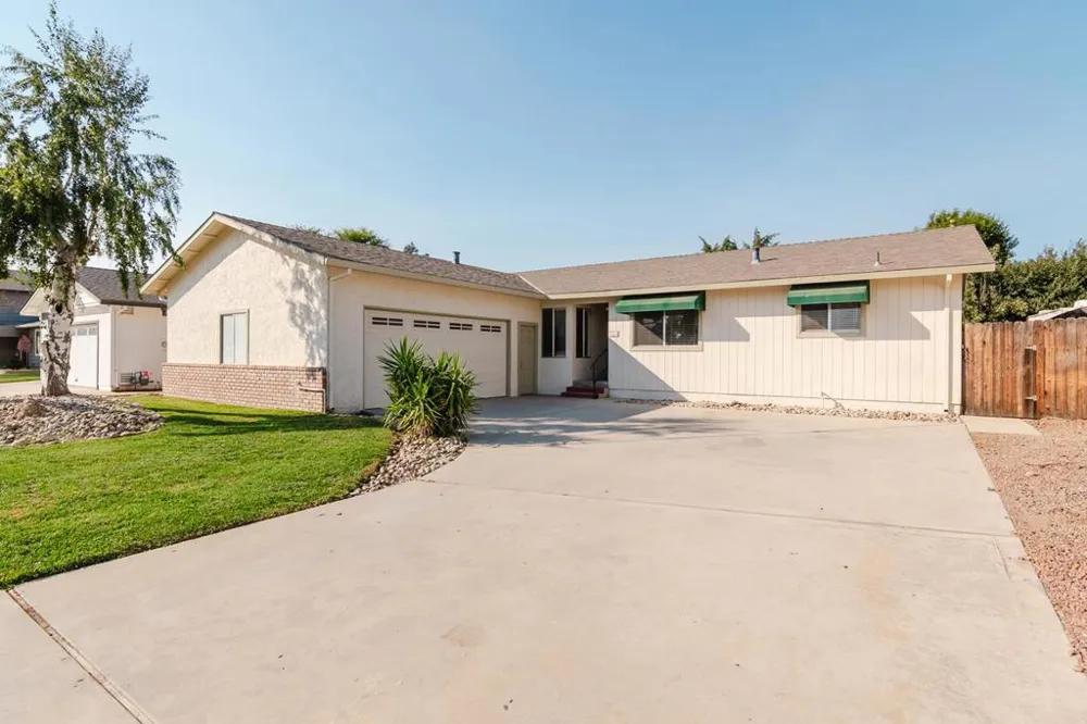 221 Rio Vista Drive King City, CA 93930