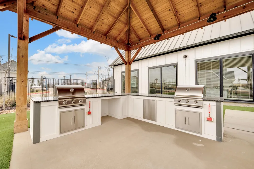 10128 Danielson Grove Drive Fort Worth, TX 76108