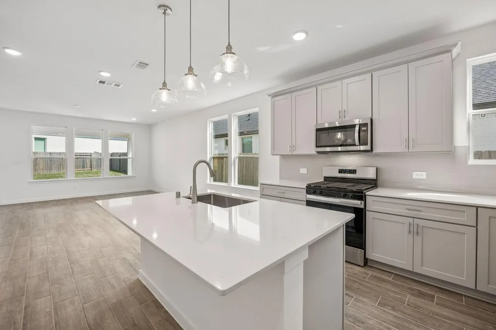 215 Prairie Ridge Lane Montgomery, TX 77356