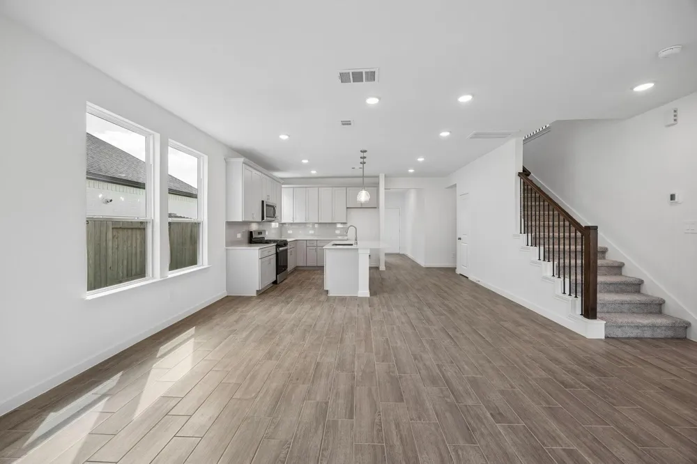 215 Prairie Ridge Lane Montgomery, TX 77356