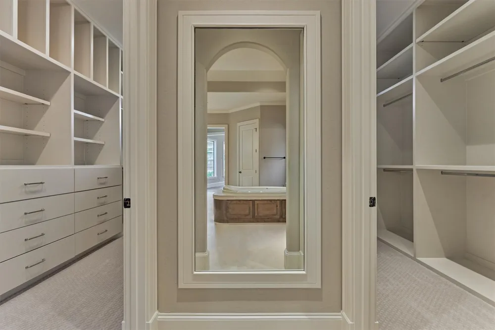 25 Post Shadow Estate Drive Spring, TX 77389