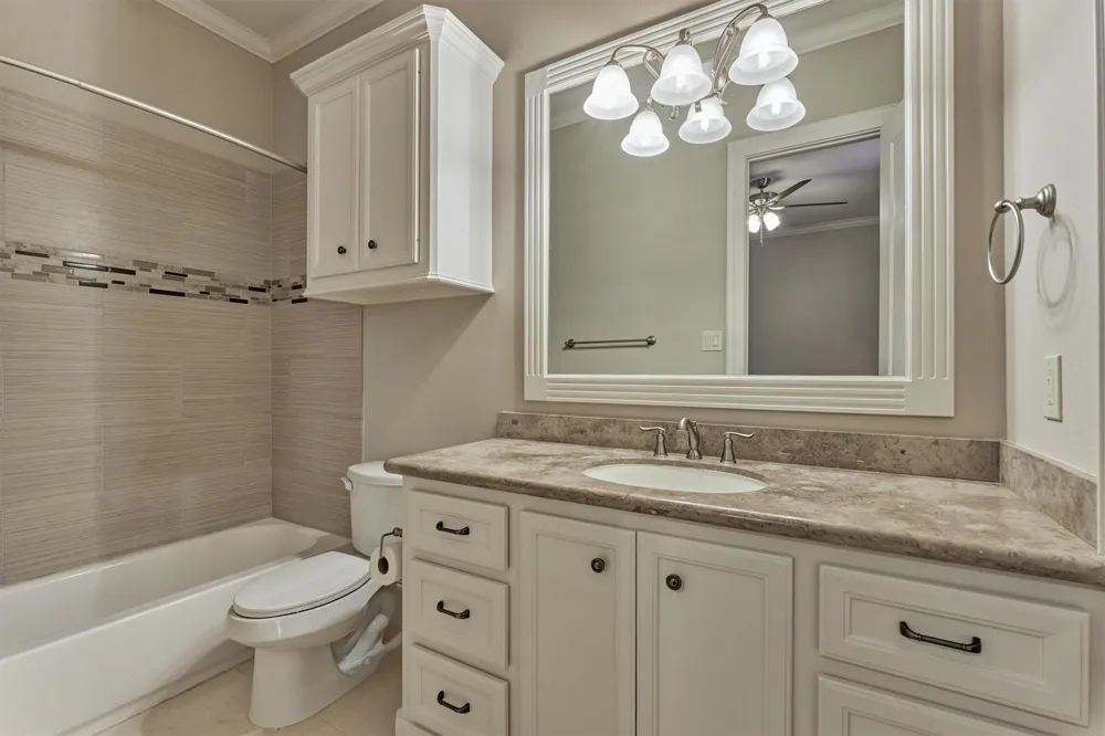 25 Post Shadow Estate Drive Spring, TX 77389