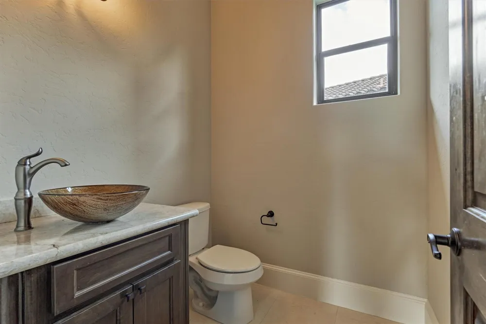 25 Post Shadow Estate Drive Spring, TX 77389