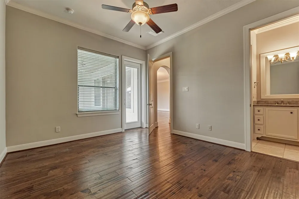 25 Post Shadow Estate Drive Spring, TX 77389