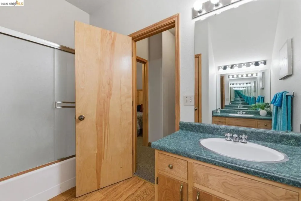28525 S Stan Ct Strawberry, CA 95375