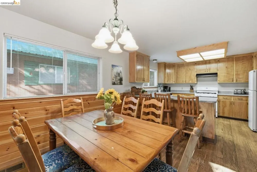 28525 S Stan Ct Strawberry, CA 95375