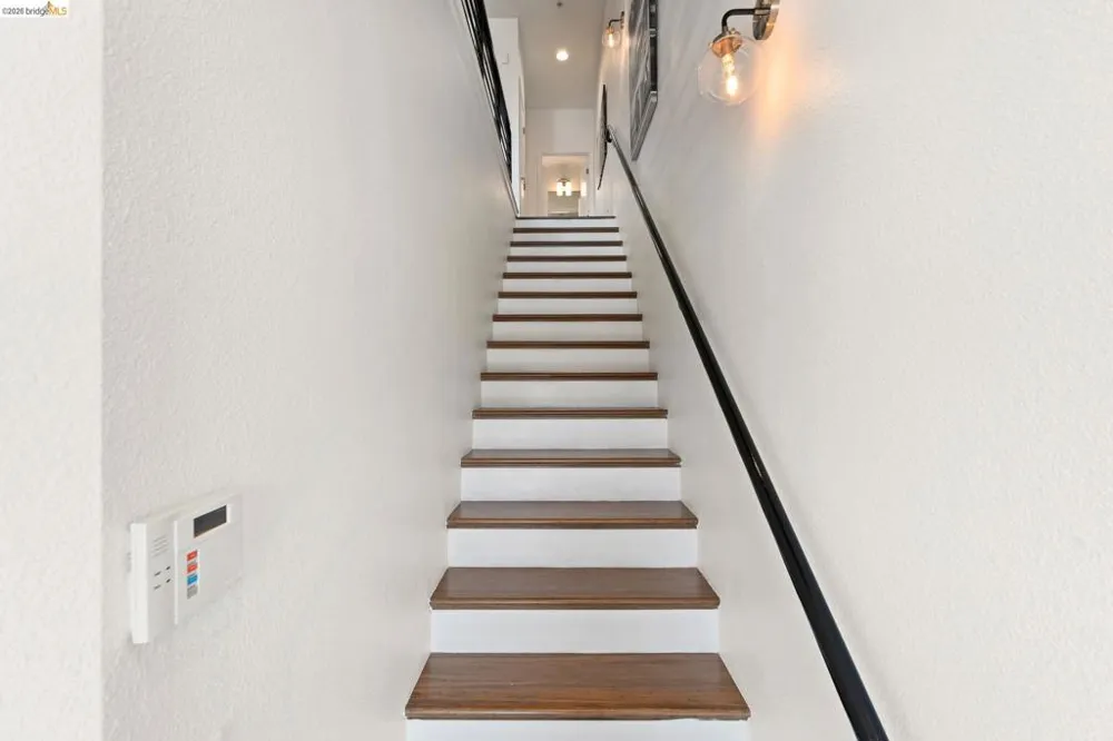 1780 12TH ST Oakland, CA 94607