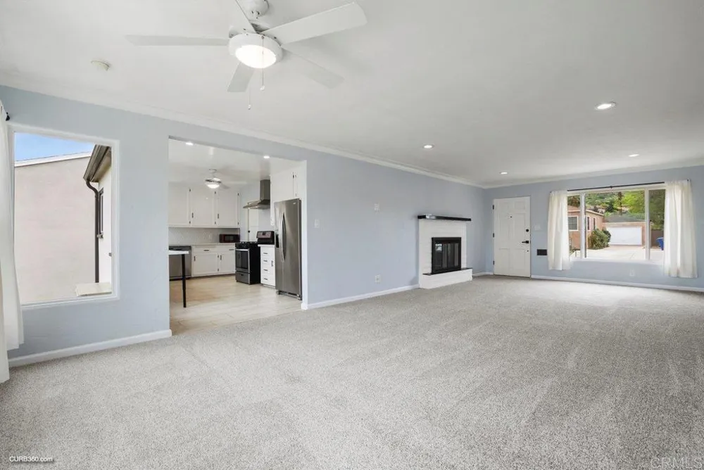 4250 Blackton Drive La Mesa, CA 91941
