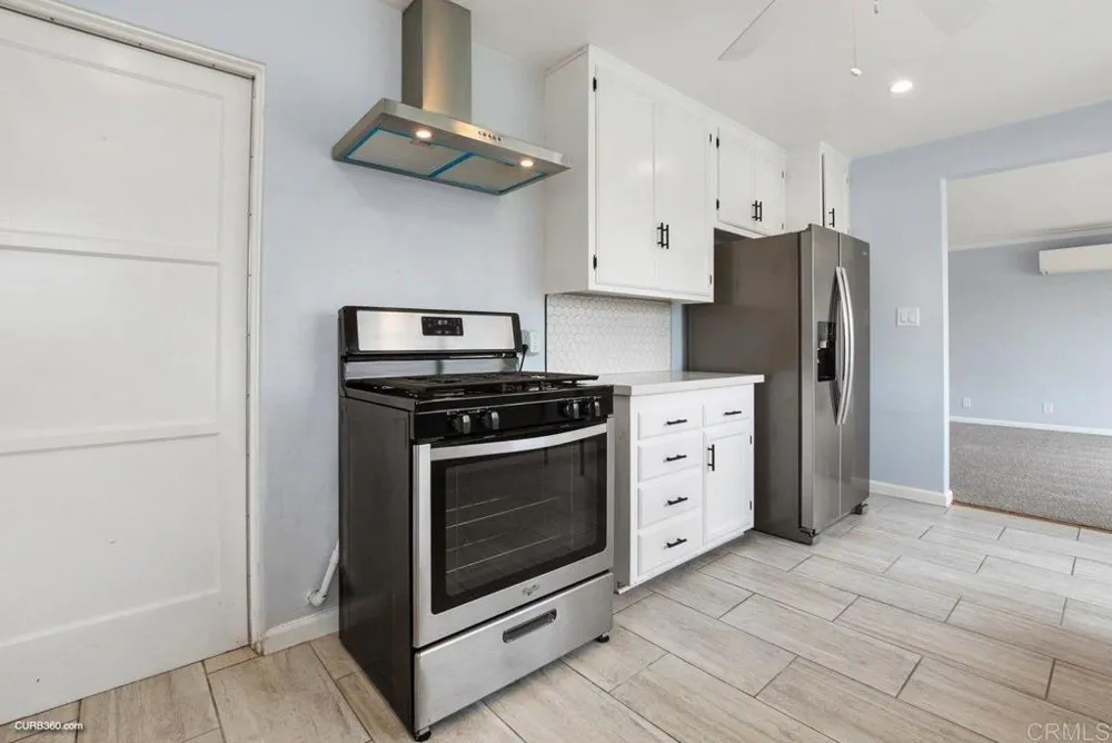 4250 Blackton Drive La Mesa, CA 91941