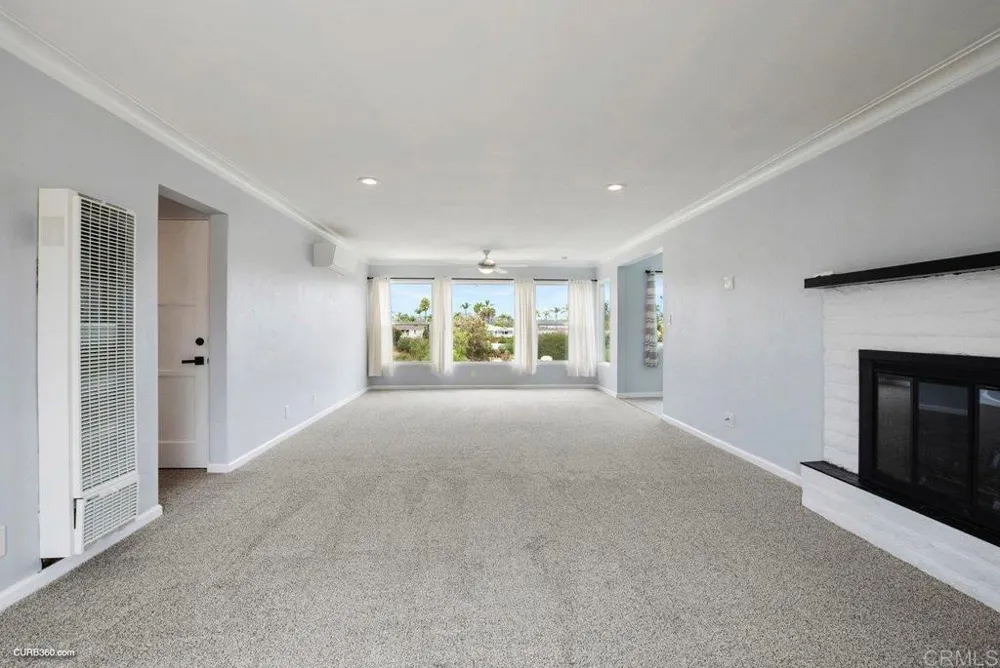4250 Blackton Drive La Mesa, CA 91941