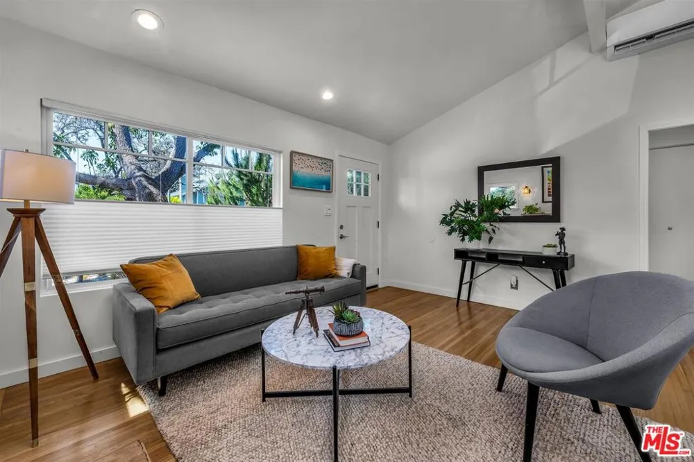 853 22nd Street Santa Monica, CA 90403