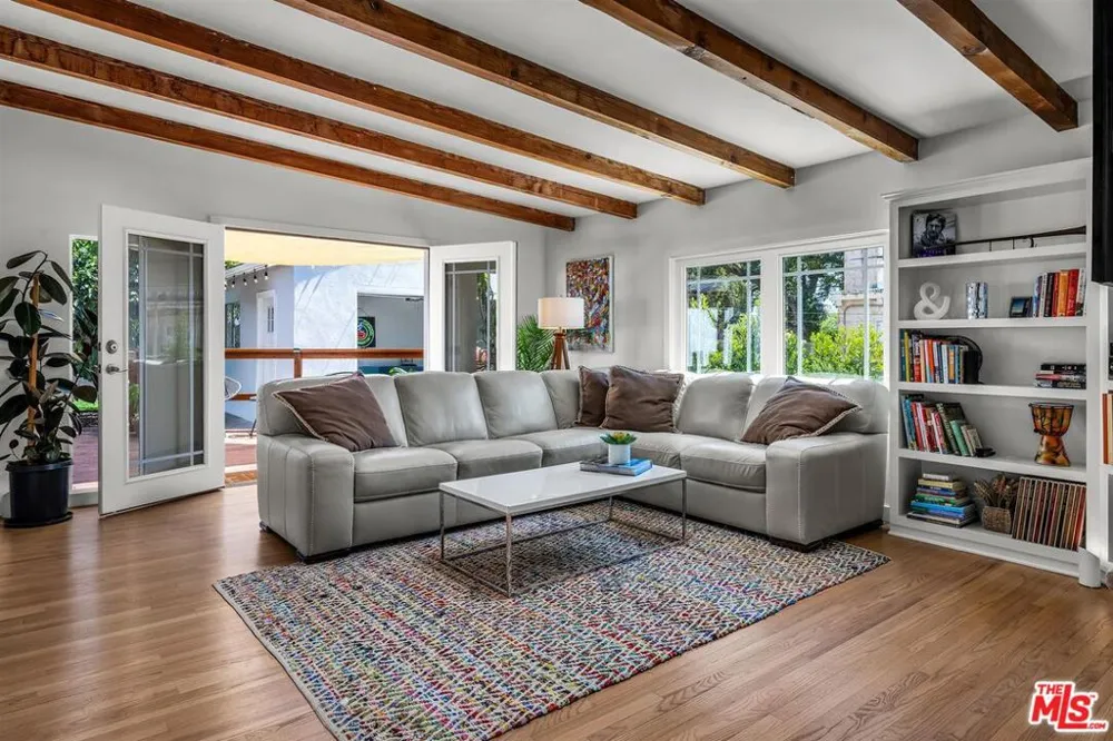 853 22nd Street Santa Monica, CA 90403