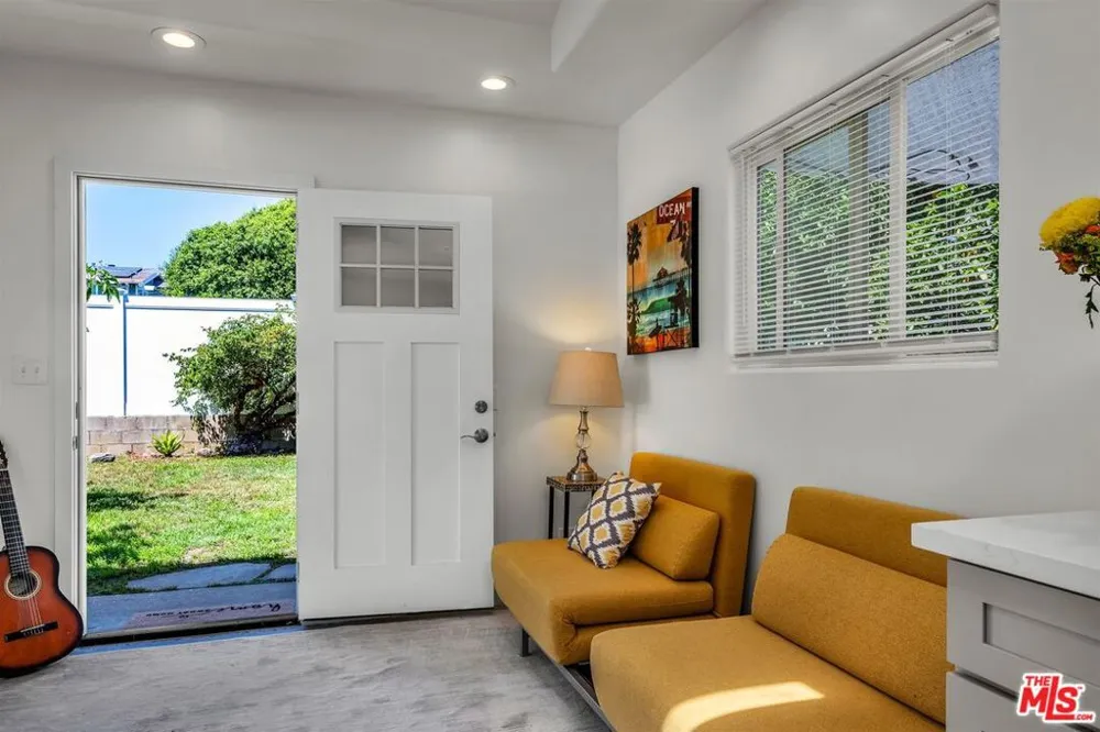 853 22nd Street Santa Monica, CA 90403