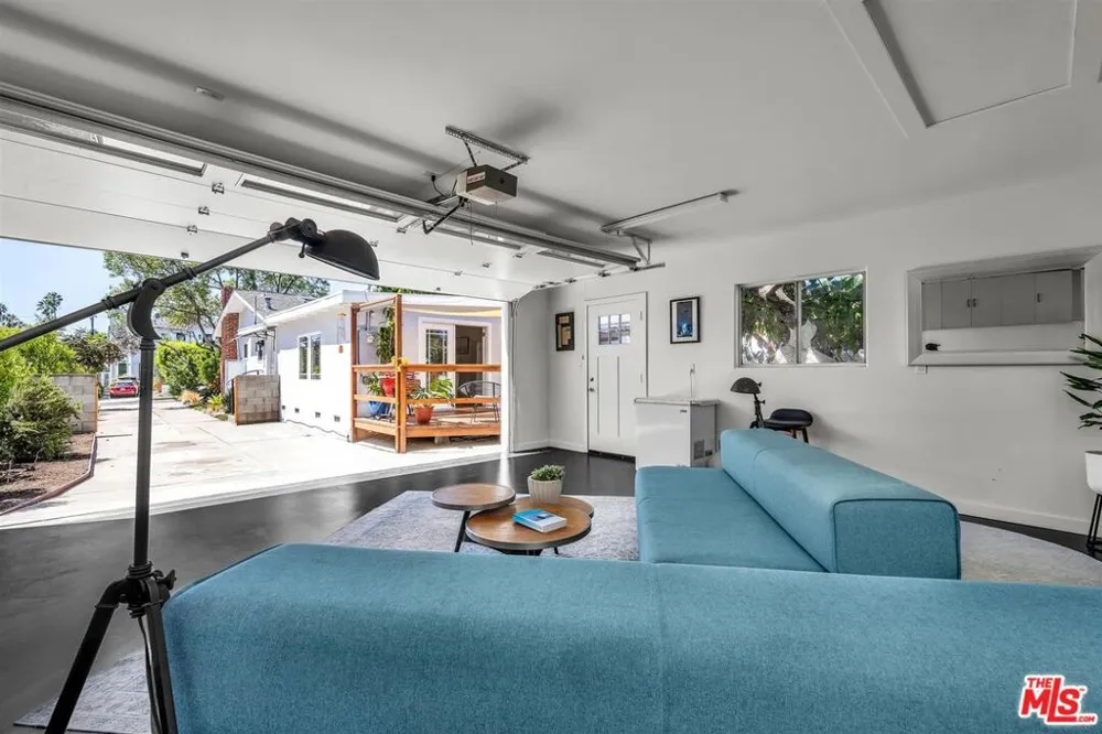 853 22nd Street Santa Monica, CA 90403