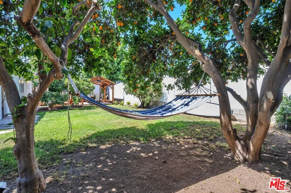853 22nd Street Santa Monica, CA 90403