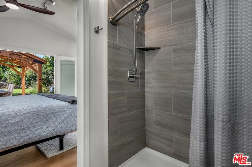 853 22nd Street Santa Monica, CA 90403